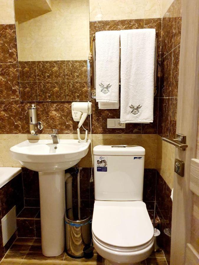Guest House Twins Tasjkent Eksteriør billede